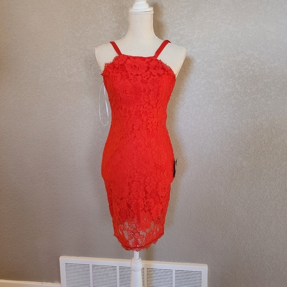 Lulu's lace open back dress size Small New